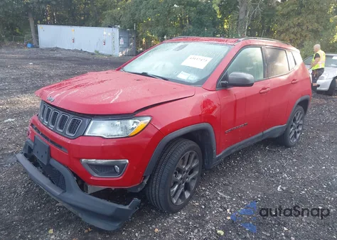 2021 Jeep Compass 80Th Anniversary 4X4 z USA, uszkodzony, nr VIN 3C4NJDEB6MT589374
